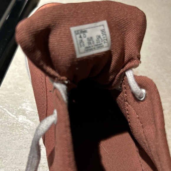 Size 4 children girl who makes 6 women woman - Picture 3 of 5